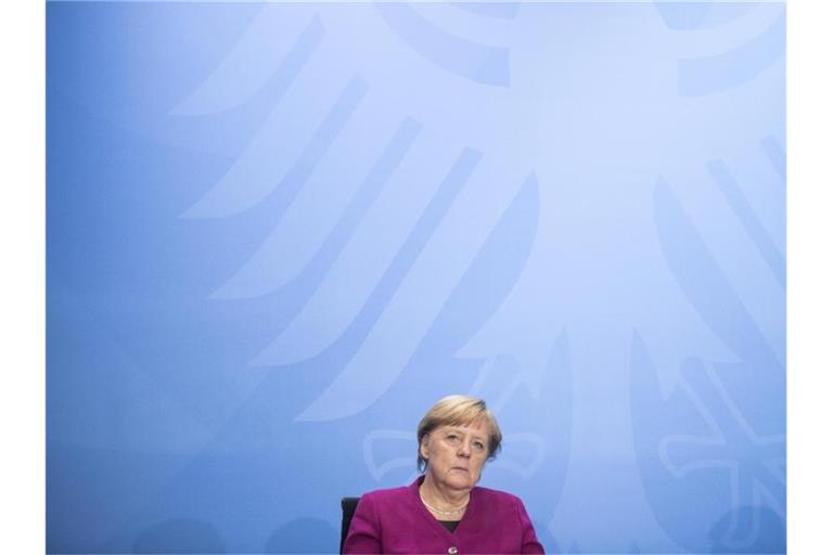 Bundeskanzlerin Angela Merkel hat sich mit den Ländern auf einheitliche Regeln für Corona-Hotspots geeinigt. Foto: Stefanie Loos/AFP POOL/dpa