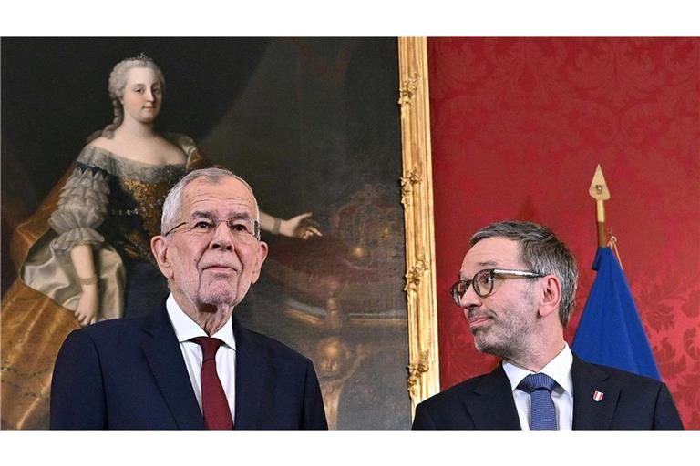 Bundespräsident Alexander Van der Bellen (l) und FPÖ-Chef Herbert Kickl (r). (Archivbild)