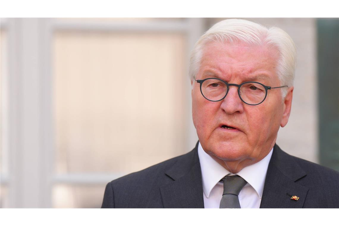 Bundespräsident Frank-Walter Steinmeier hat finanzielle Kürzungen der militärischen Unterstützung Deutschlands für die Ukraine abgelehnt. (Archivbild)