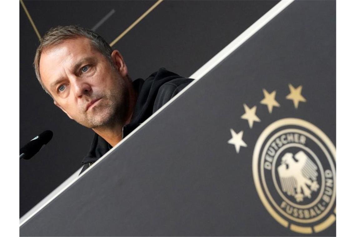 Flick gibt DFB-Kader bekannt: Jahresabschluss steht an Bundestrainer Hansi Flick gibt heute seinen Kader für die nächsten beiden Länderspiele bekannt. Foto: Marcus Brandt/dpa