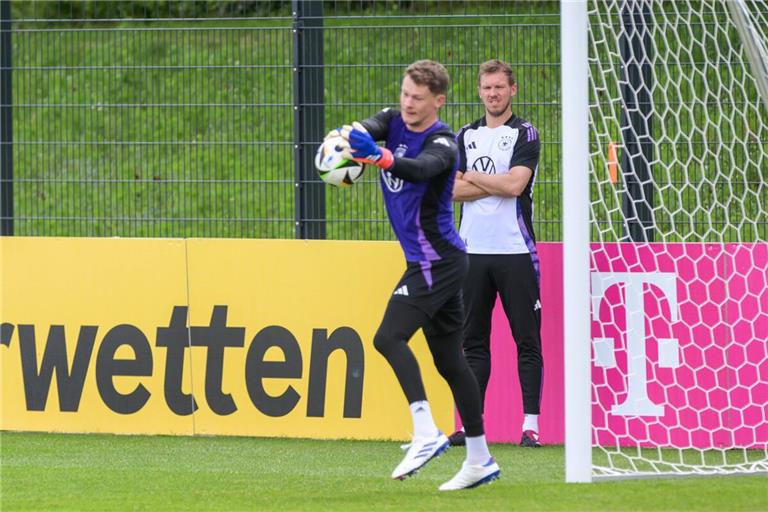 Bundestrainer Nagelsmann, Torhüter Alexander Nübel: offenes Rennen um die Nummer zwei im DFB-Team.