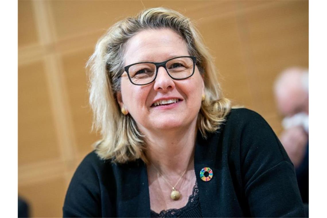 Schulze begrüßt Rückgang der CO2-Emissionen Bundesumweltministerin Svenja Schulze (SPD). Foto: Michael Kappeler/dpa