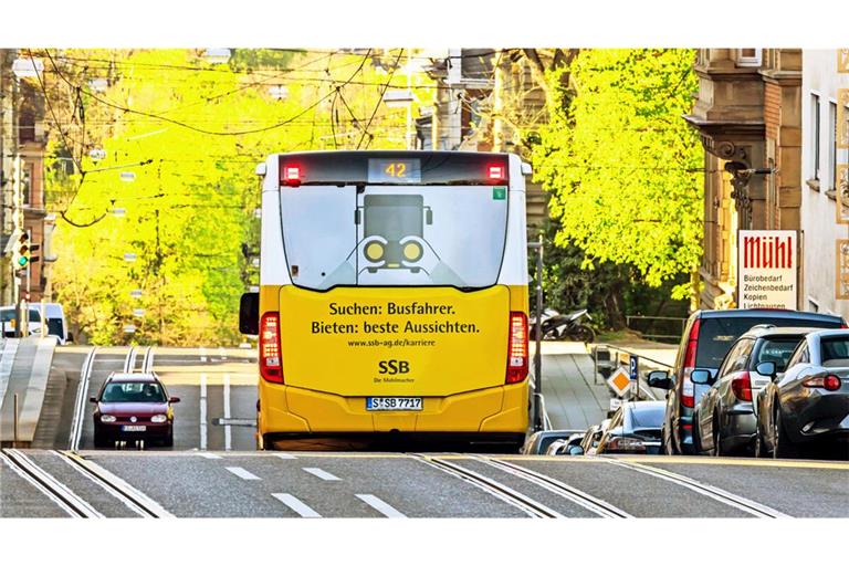 Bus und Bahn in der Region Stuttgart transportieren wieder mehr Menschen.