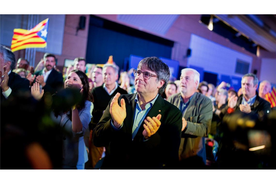 Carles Puigdemont bei einer Wahlkampfveranstaltung im französischen Argèles-sur-Mer. Der 61-Jährige will wieder als Regierungschef in den Palau de la Generalitat in Barcelona einziehen.