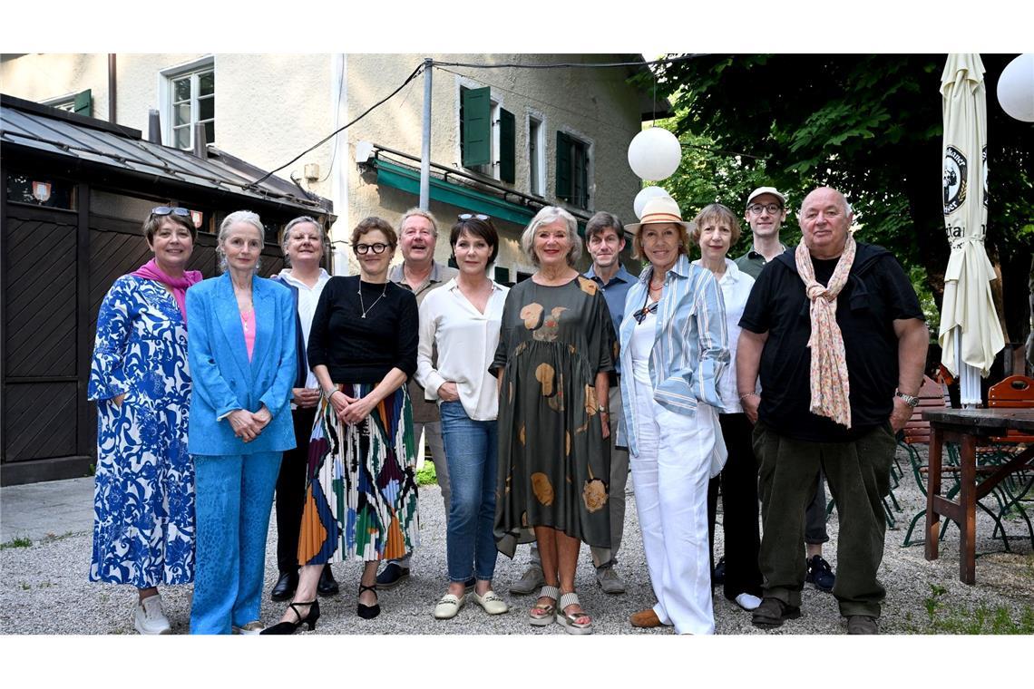 Cast und Crew der Serie "Um Himmels Willen" kamen noch einmal in München zusammen.