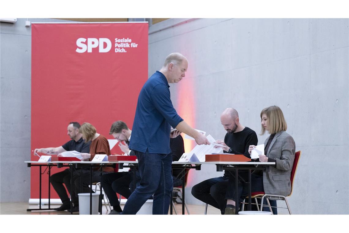 CDU und SPD sind bei Abstimmungen im Landtag künftig auf Stimmen aus anderen Fraktionen angewiesen.