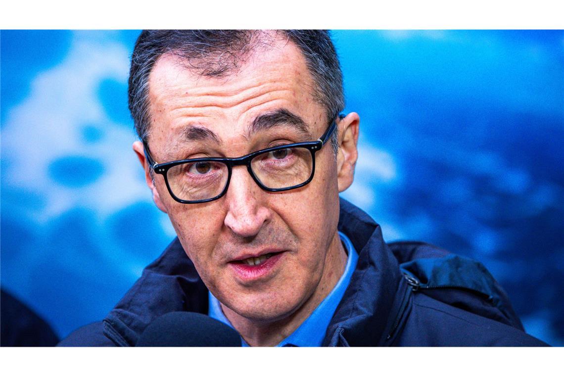 Cem Özdemir bringt schnelle Reform ins Spiel Cem Özdemir bringt eine Reform der Schuldenbremse ins Spiel – dafür braucht es aber eine Zwei-Drittel-Mehrheit im Bundestag.