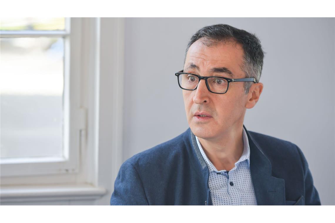 Debatte über Begriff Islamismus: Özdemir warnt vor Ablenkung Cem Özdemir ist unter anderem Bundesminister für Bildung und Forschung.