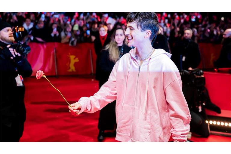 Chalamet kam am Valentinstag - und bekam ein passendes Geschenk.