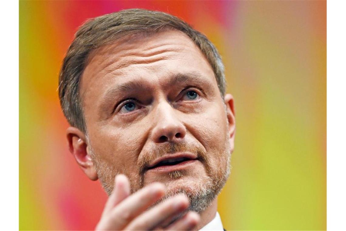 Christian Lindner spricht im Opernhaus beim Dreikönigstreffen. Foto: Uli Deck/dpa