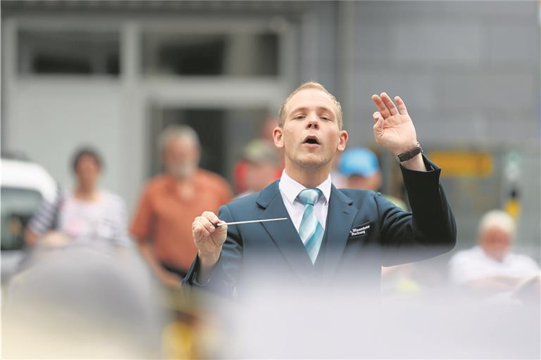 Christian Wolf hatte als professioneller Dirigent und Leiter einer Musikschule ungewohnt viel Zeit in der Pandemie. Archivfoto: A. Becher