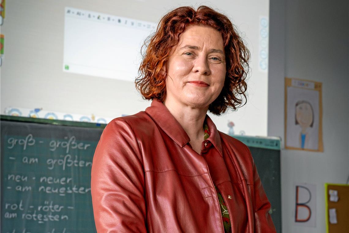 Christina Weiß ist seit Januar die neue Schulleiterin der Kirchberger Grundschule. Die Digitalisierung in Schulverwaltung und Unterricht ist eines von mehreren Themen, die sie gemeinsam mit ihrem Team anpacken möchte. Foto: Alexander Becher