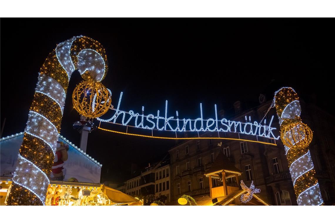 „Christkindelsmärik“ heißt der Straßburger Weihnachtsmarkt im elsässischen Dialekt.