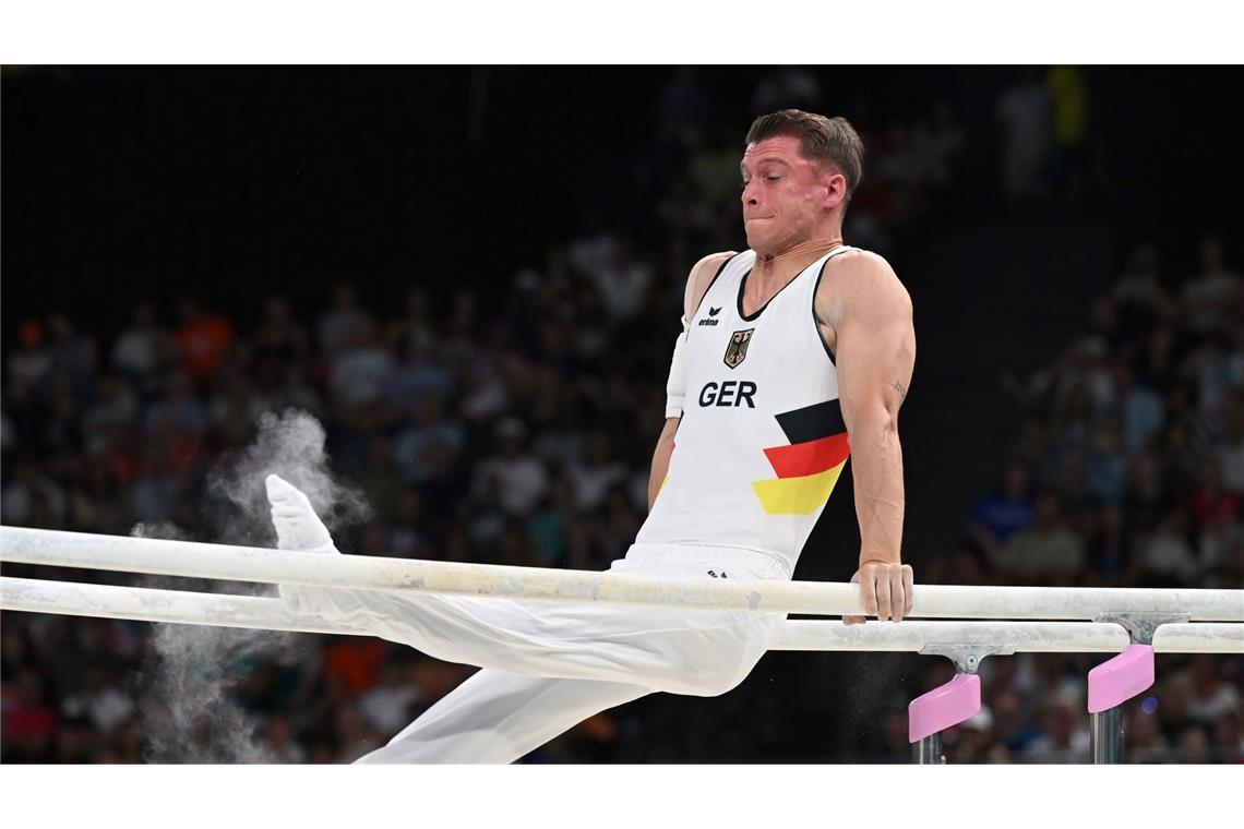 Da war die Medaille futsch: Lukas Dauser schlägt auf den Holm.