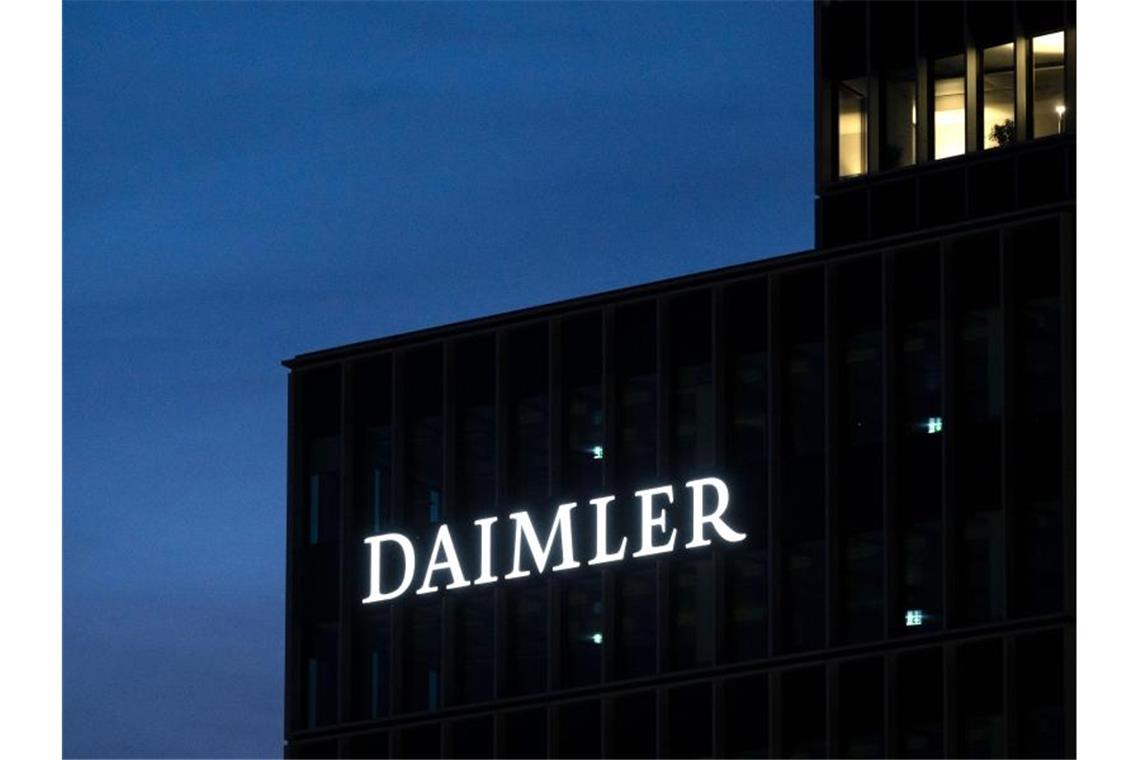 Daimler verdient trotz Chipmangel mehr als erwartet Daimler hat mit 5,42 Milliarden Euro mehr verdient als erwartet. Foto: Marijan Murat/dpa