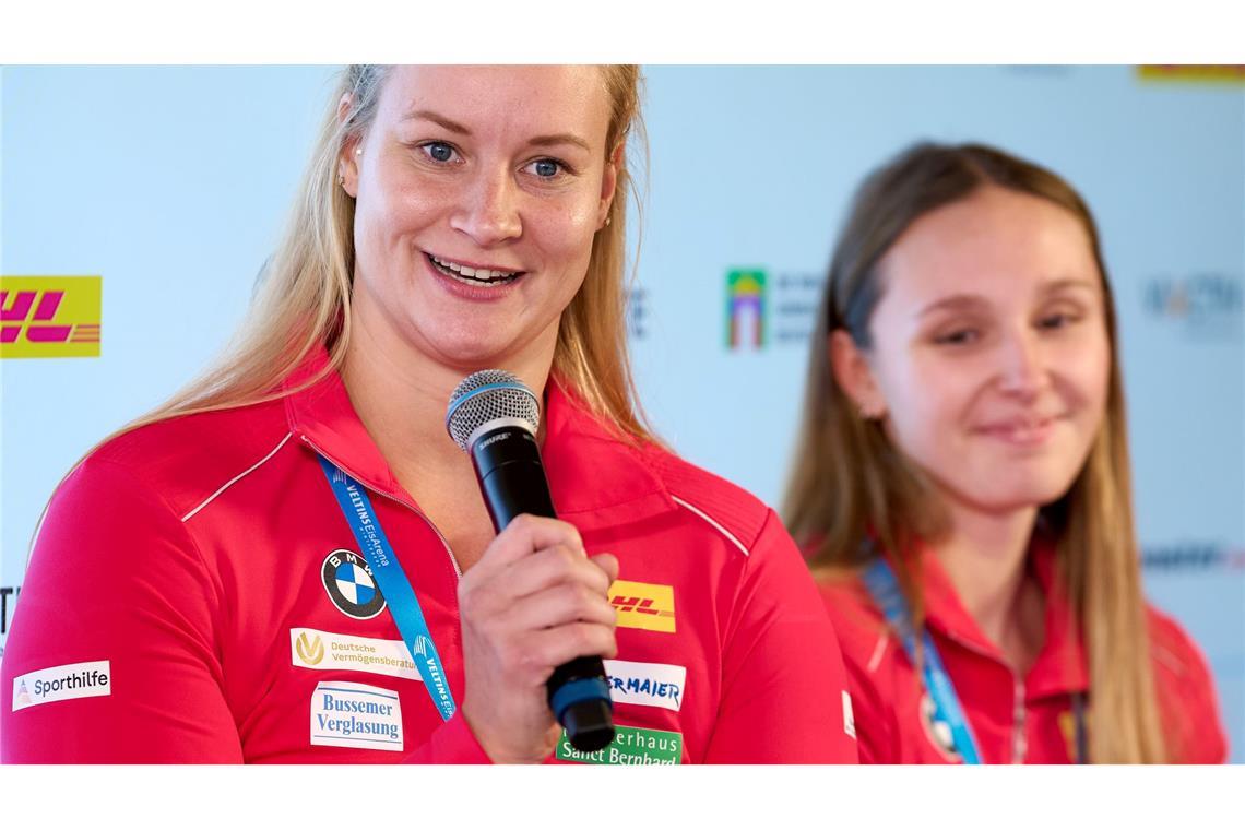 Dajana Eitberger (l) und Magdalena Matschina bilden in dieser Saison ein Doppel.