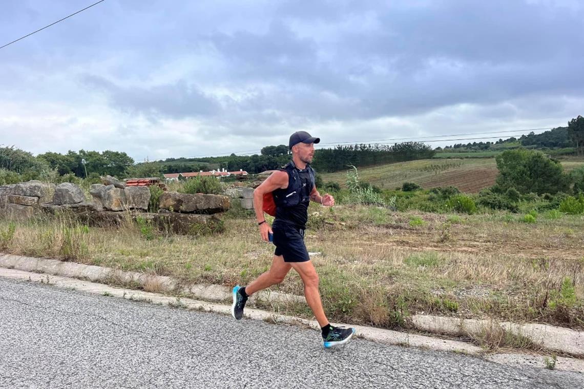 Daniel Lopes Pereira während einer Etappe in Spanien auf dem Weg von Erbstetten nach Vau in Portugal. Fotos: privat