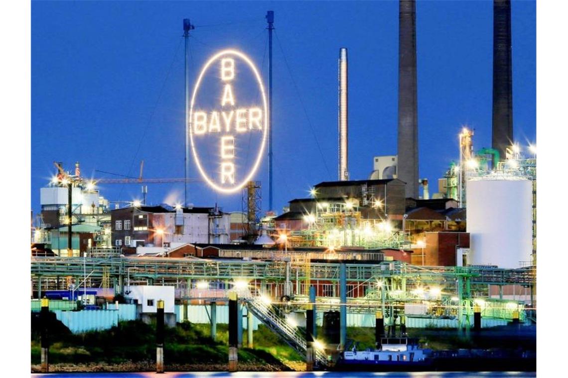 Das Bayer-Werk in Leverkusen. Foto: Oliver Berg/dpa