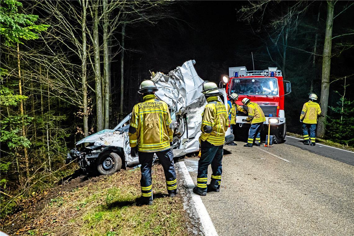 Das Fahrzeug ist stark beschädigt. 