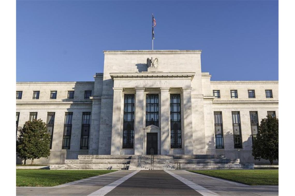 US-Notenbank vor erster Leitzins-Erhöhung seit Corona-Krise Das Gebäude der US-Notenbank Federal Reserve (Fed) in Washington DC. Foto: J. Scott Applewhite/AP/dpa