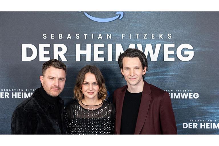 Das Hauptdarsteller-Trio von "Der Heimweg" bei der Premiere in Berlin.