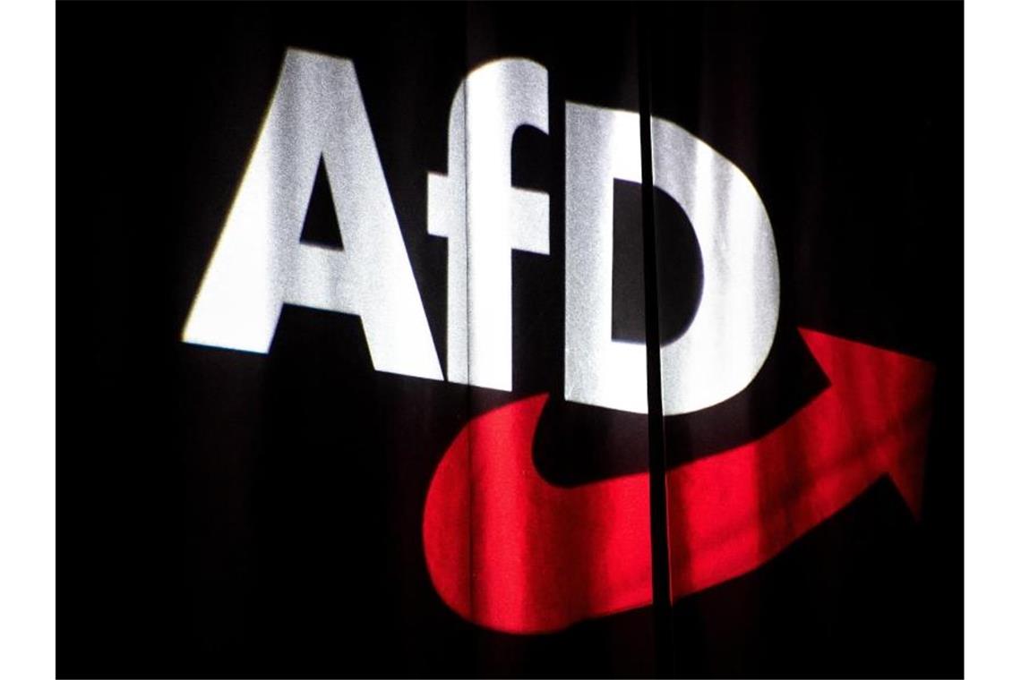 Parteimitglieder: Grüne legen zu, Verluste für AfD und SPD Das Logo der AfD. Foto: Sina Schuldt/dpa/Symbolbild/Archiv