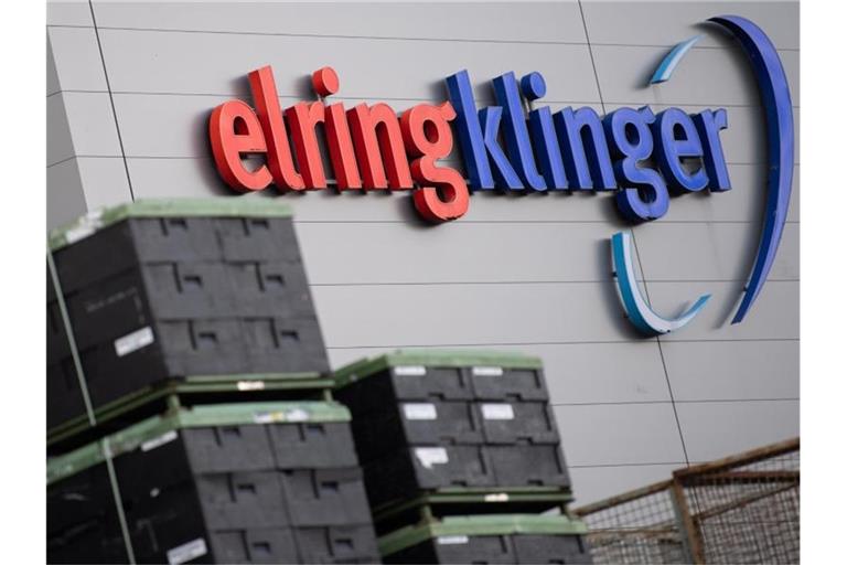 Das Logo des Autozulieferers ElringKlinger. Foto: Tom Weller/dpa/Archivbild