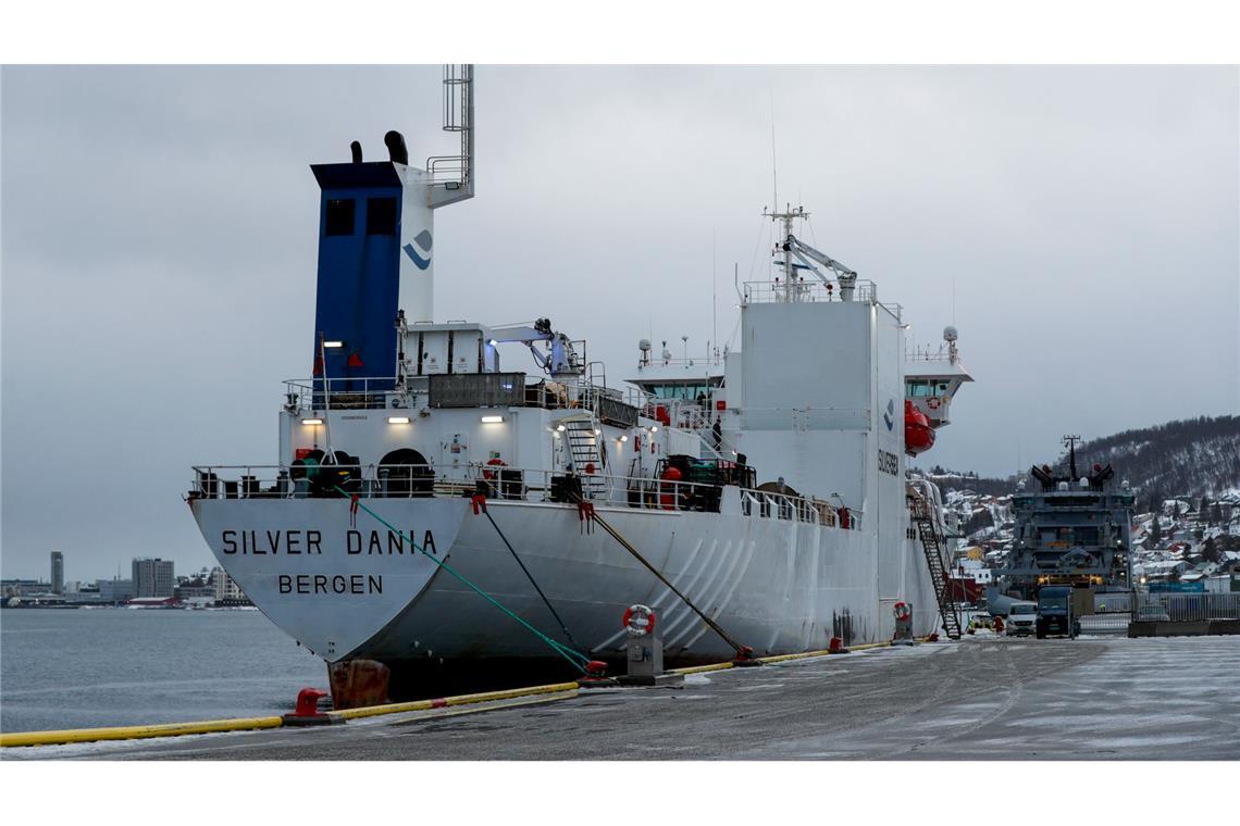 Das Schiff "Silver Dania" wurde für Ermittlungen in den Hafen von Tromsø gebracht.