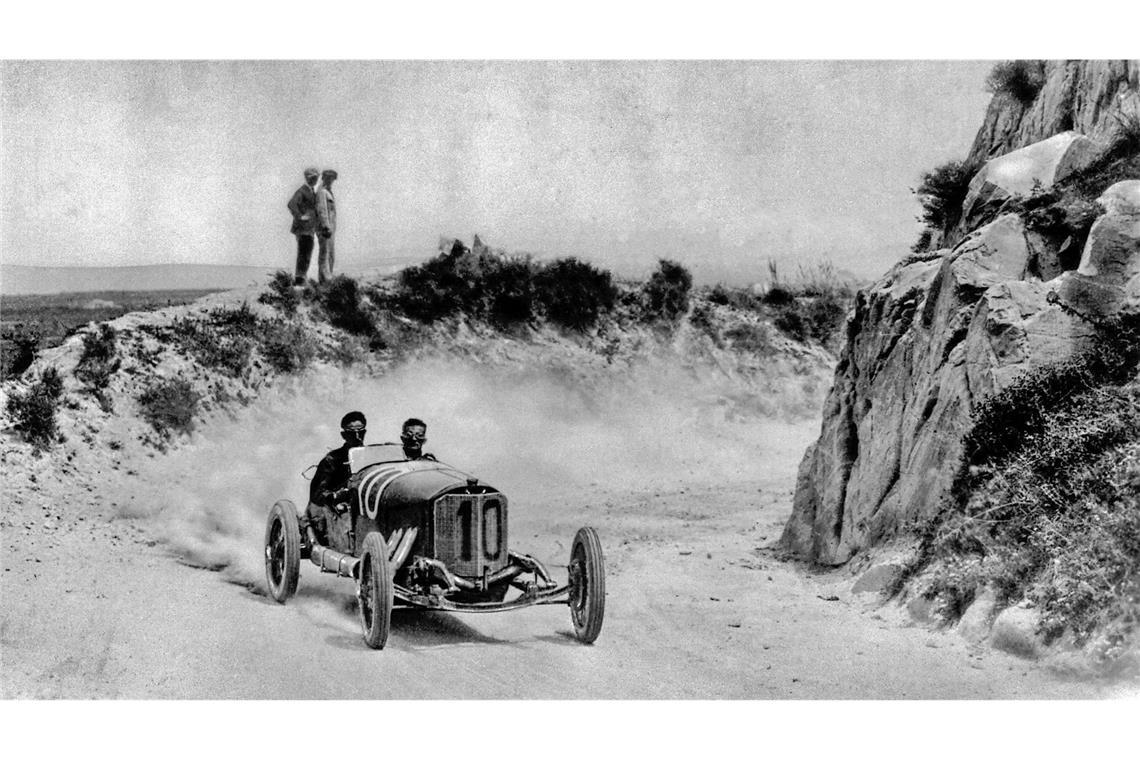 Das Siegerauto von 1924 mit Fahrer Christian Werner und  Co-Pilot Karl Sailer.