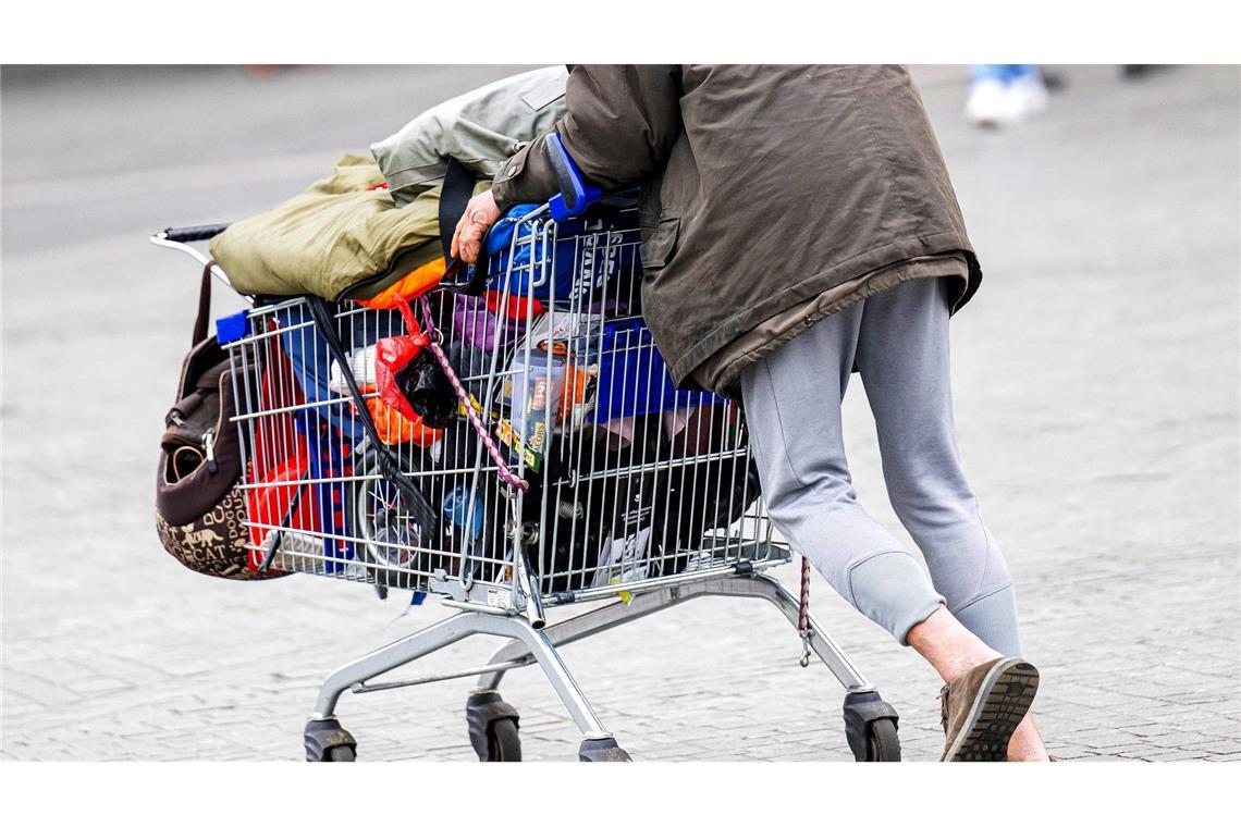 Das Statistische Bundesamt zählte mehr als 430.000 Obdachlose zu Beginn des Jahres in Deutschland (Symbolbild).