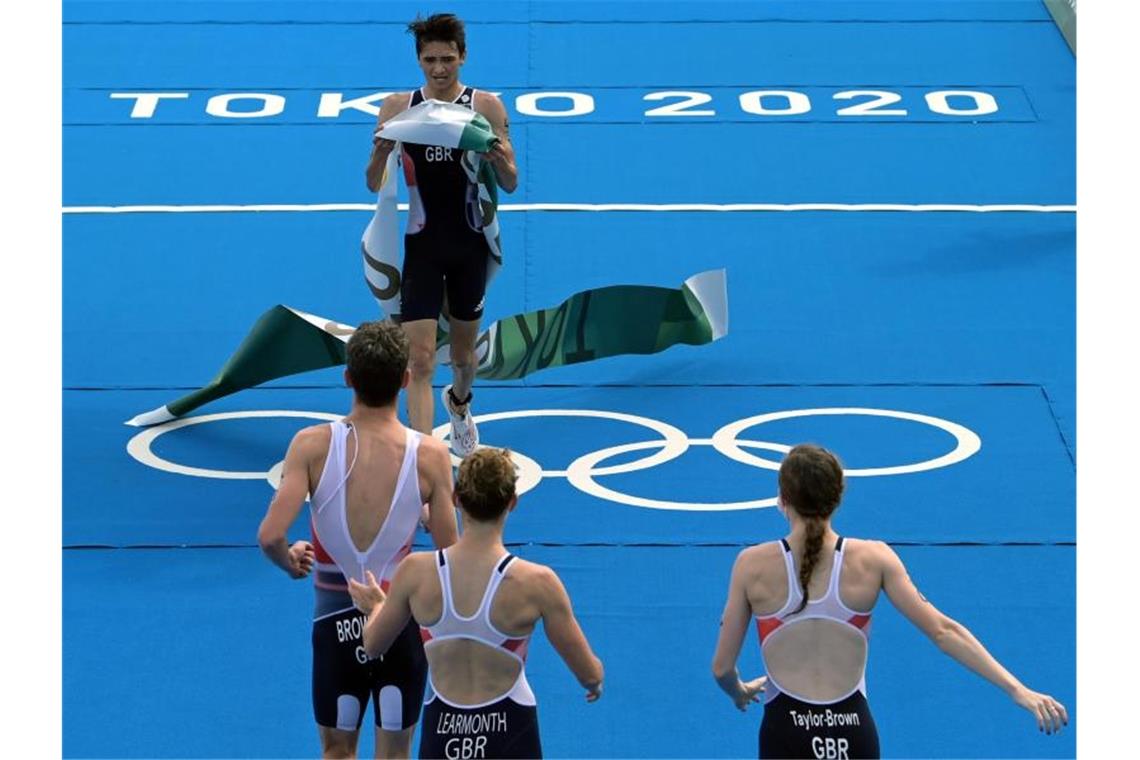 Triathlon-Mixed feiert guten Tokio-Abschluss Das Triathlon-Team aus Großbritannien gewann Gold. Foto: Sebastian Gollnow/dpa