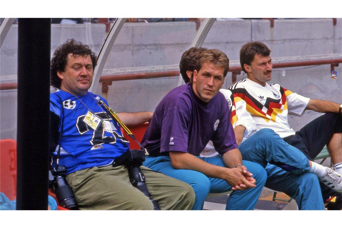 Das Turnier auf der Bank verbrachte Günter Hermann von Werder Bremen (rechts)