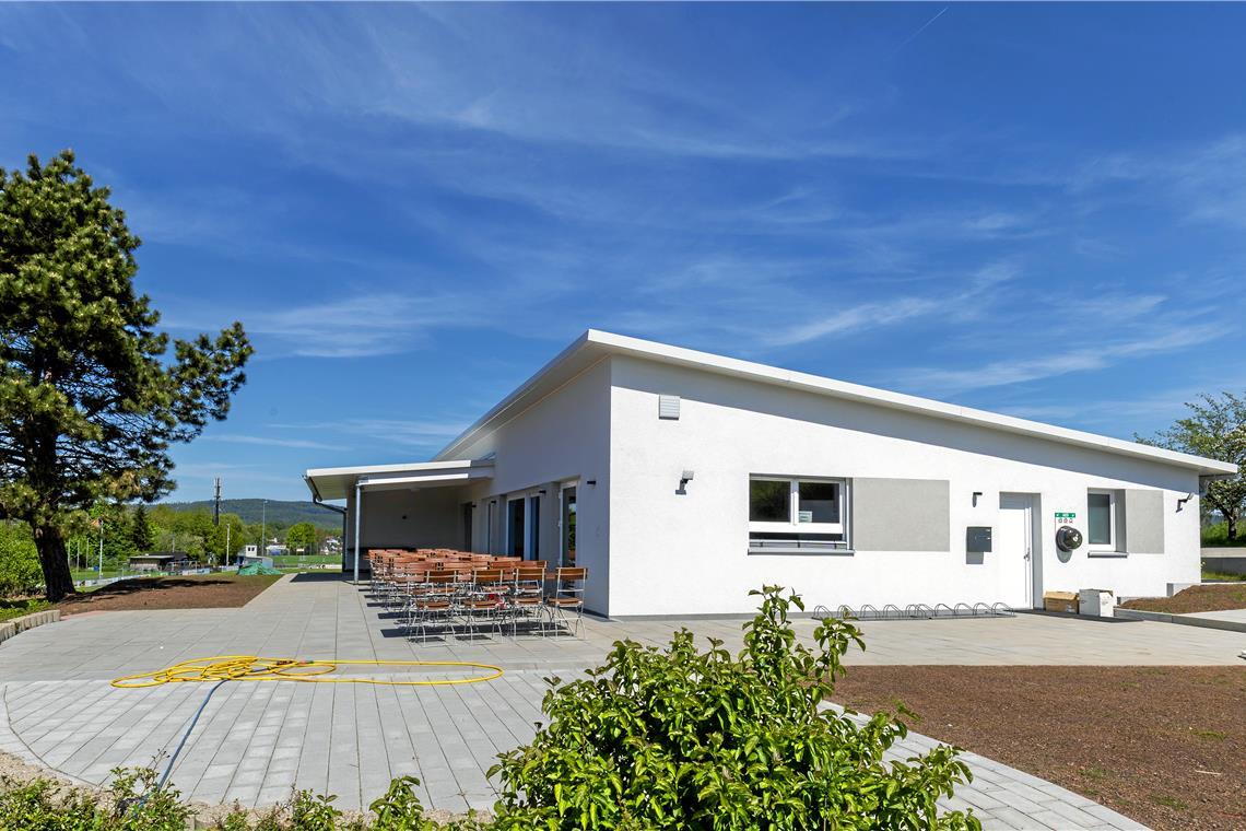 Neues Tennisheim in Weissach eingeweiht Das Vereinsleben des SVU Tennis hat mit dem Neubau eine neue Qualität bekommen. Foto: Alexander Becher