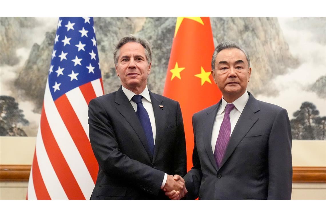 Das Verhältnis zwischen den USA und China ist angespannt. Das zeigte nun auch das Treffen von US-Außenminister Antony Blinken (l) und Chinas Außenminister Wang Yi.