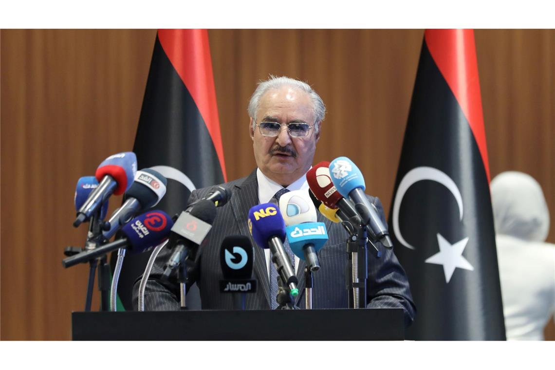 Dem ostlibyschen Machthaber Haftar käme russische Luftverteidigungssysteme sowie Angriffswaffen gelegen. (Archivbild)