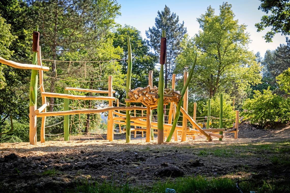 Demnächst können wieder Kinder auf dem Spielplatz Kammerhofweg toben. Neu ist unter anderem der Kletterwald. Foto: Alexander Becher