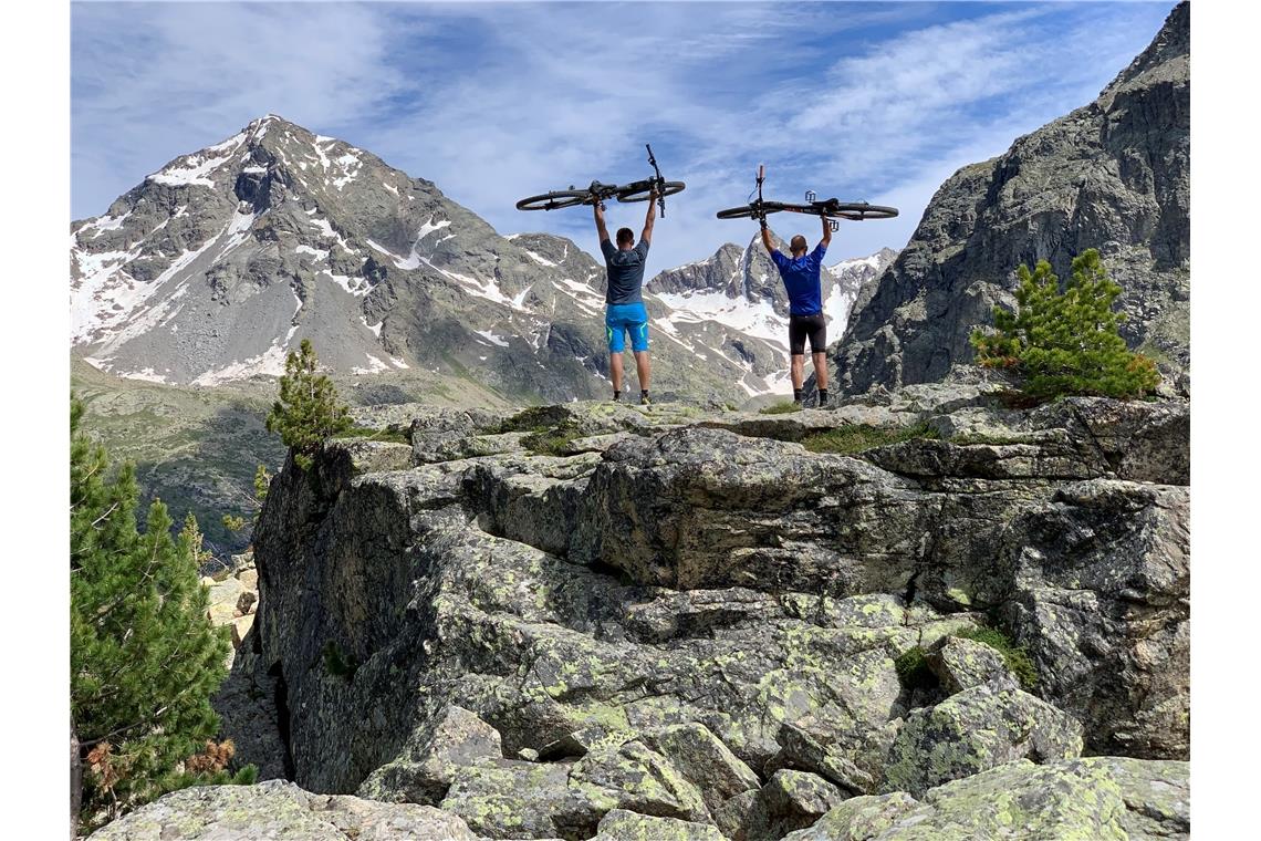 Der 2. Preis geht an Joachim Pfleiderer aus Backnang für das Bild "AlpenX2021" b...