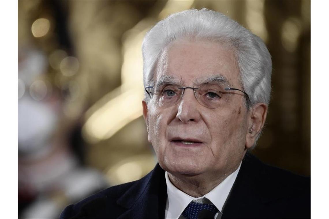 Italien: Amtierender Staatschef Mattarella wiedergewählt Der 80-jährige Sergio Mattarella ist erneut zum Präsidenten in Italien gewählt worden. Foto: Filippo Monteforte/AFP-Pool/AP/dpa