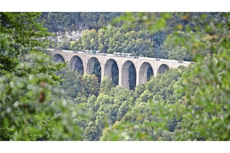 Der Albaufstieg bei Mühlhausen wird bis Sonntagmorgen  zum Nadelöhr.