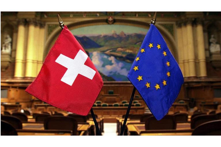 Der Beziehungsstatus zwischen der Schweiz und der EU ist eher kompliziert. Nun soll ein Abkommen unterzeichnet werden, das die Zusammenarbeit besser regeln soll.