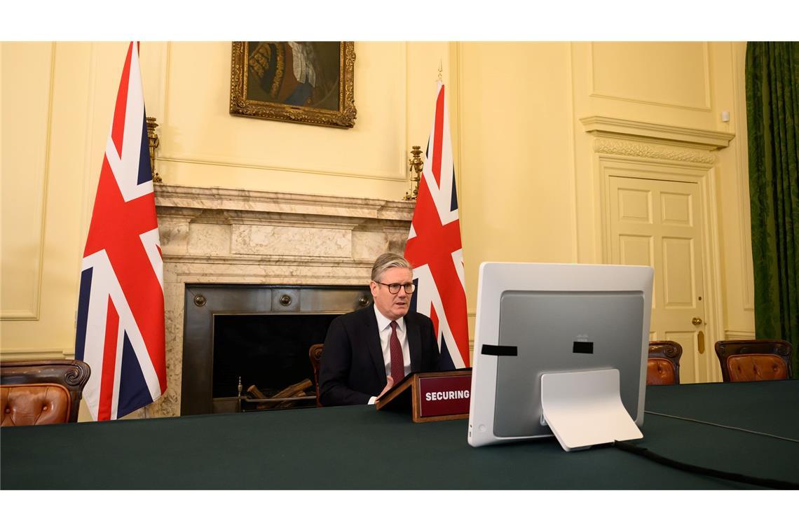 Sanktionen und Ukraine-Hilfe: "Kollektiver Druck" auf Putin Der britische Premier Keir Starmer möchte eine "Koalition der Willigen" etablieren.