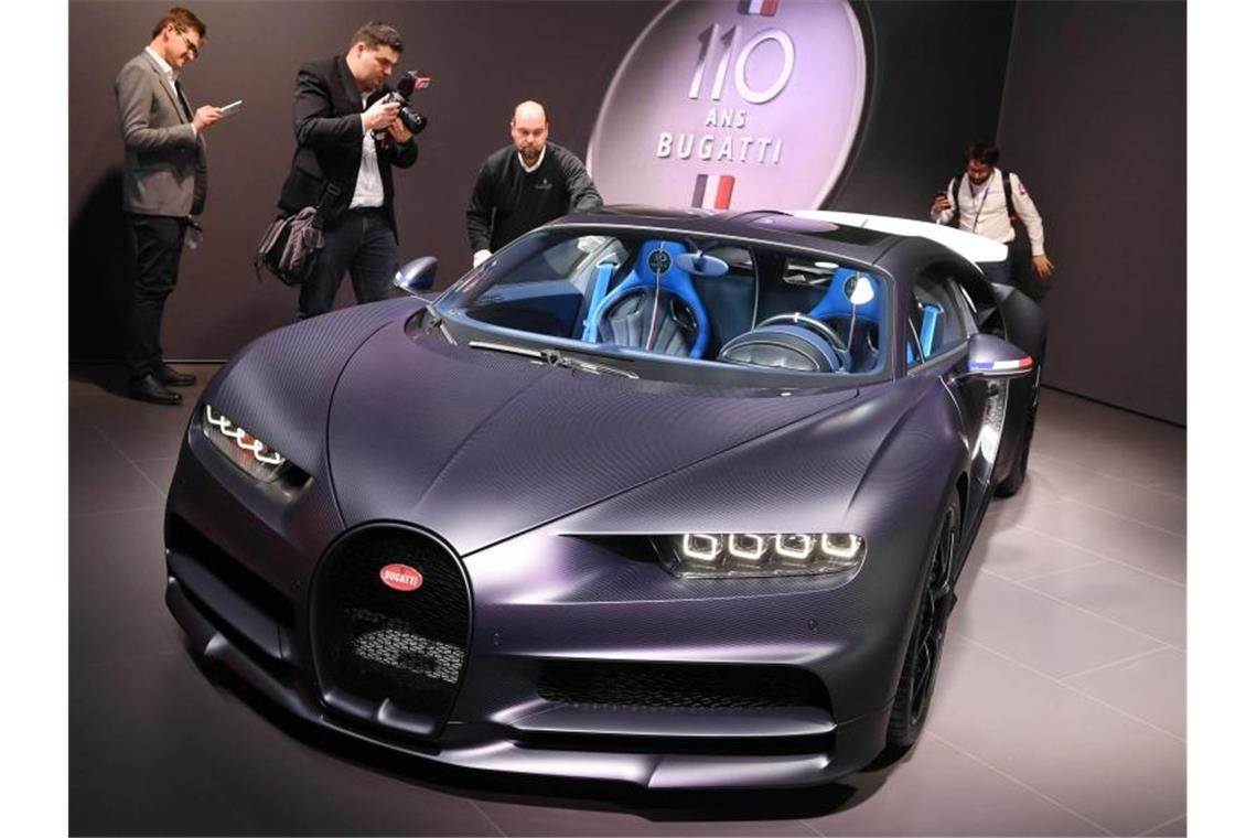 Der Bugatti Chiron Sport wird beim Volkswagen (VW) Konzernabend präsentiert. Foto: Uli Deck/dpa/Archivbild