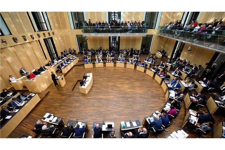 Der Bundesrat stimmt der Grundgesetzänderung für das Finanzpaket zu.