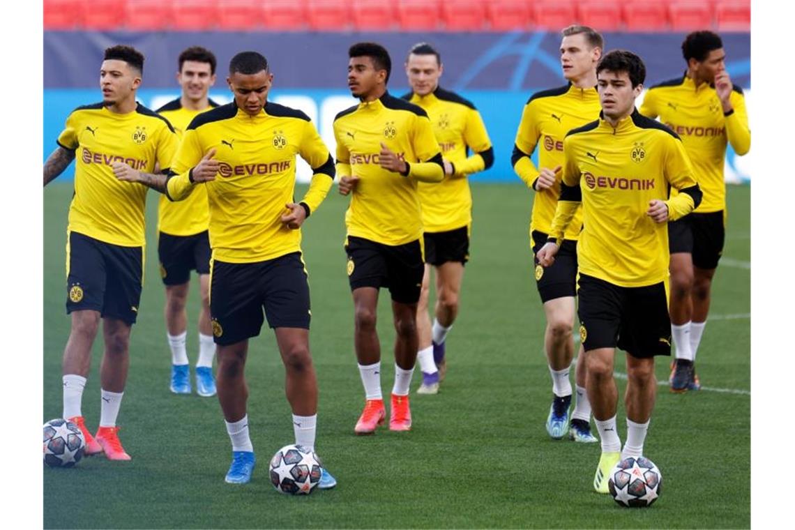 Formkrise versus Topform: BVB gegen Sevilla nur Außenseiter Der BVB steckt in einem Formtief. Foto: Daniel Gonzalez Acuna/dpa