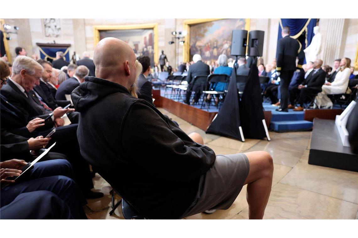 Der demokratische Senator John Fettermann bei Trumps Amtseinführung in Shorts.