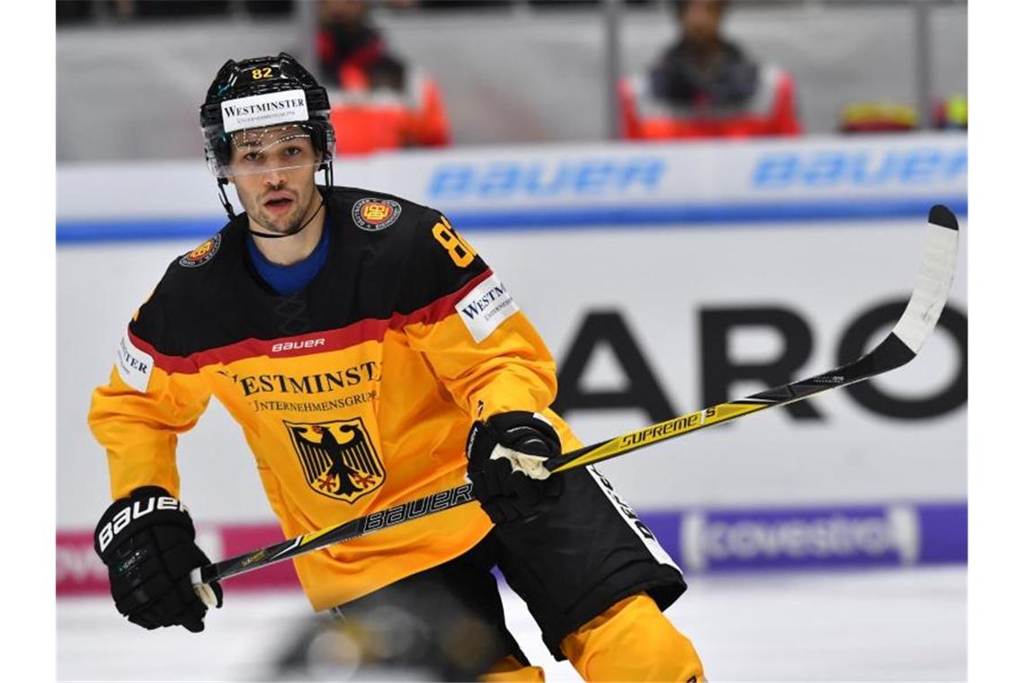 Adler Mannheim verlängern mit Verteidiger Akdag Der deutsche Eishockey-Spieler Sinan Akdag. Foto: picture alliance / Peter Kneffel/dpa/archivbild