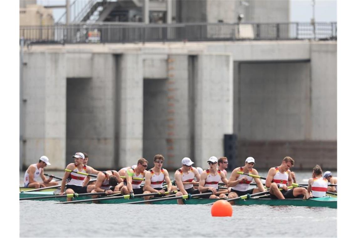 Deutschland-Achter rudert im roten Bereich zu Silber Der Deutschland-Achter hat in Tokio Olympia-Silber geholt. Foto: Jan Woitas/dpa-Zentralbild/dpa