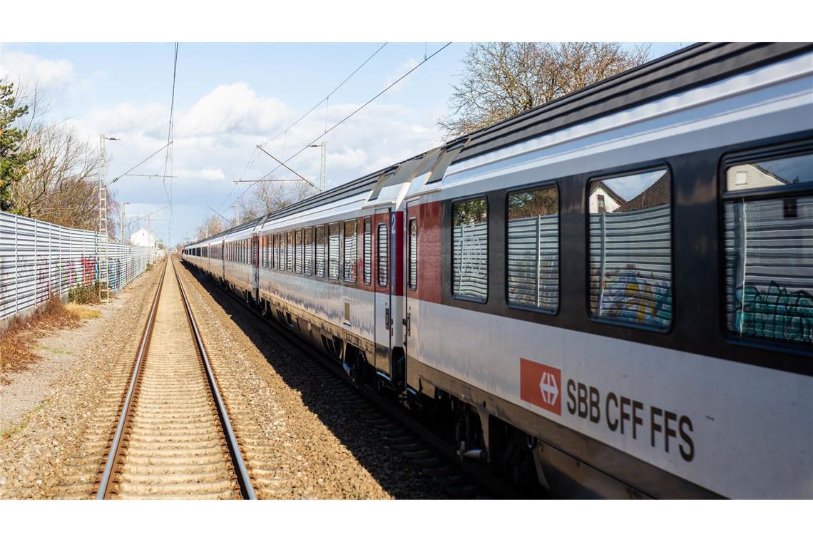 Der Eurocity der SBB auf dem Weg nach Zürich hatte rund 300 Fahrgäste an Bord. (Symbolbild)