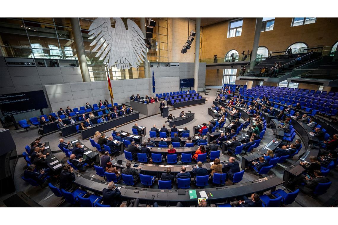 Der Frauenanteil im Deutschen Bundestag liegt bei 35,3 Prozent.