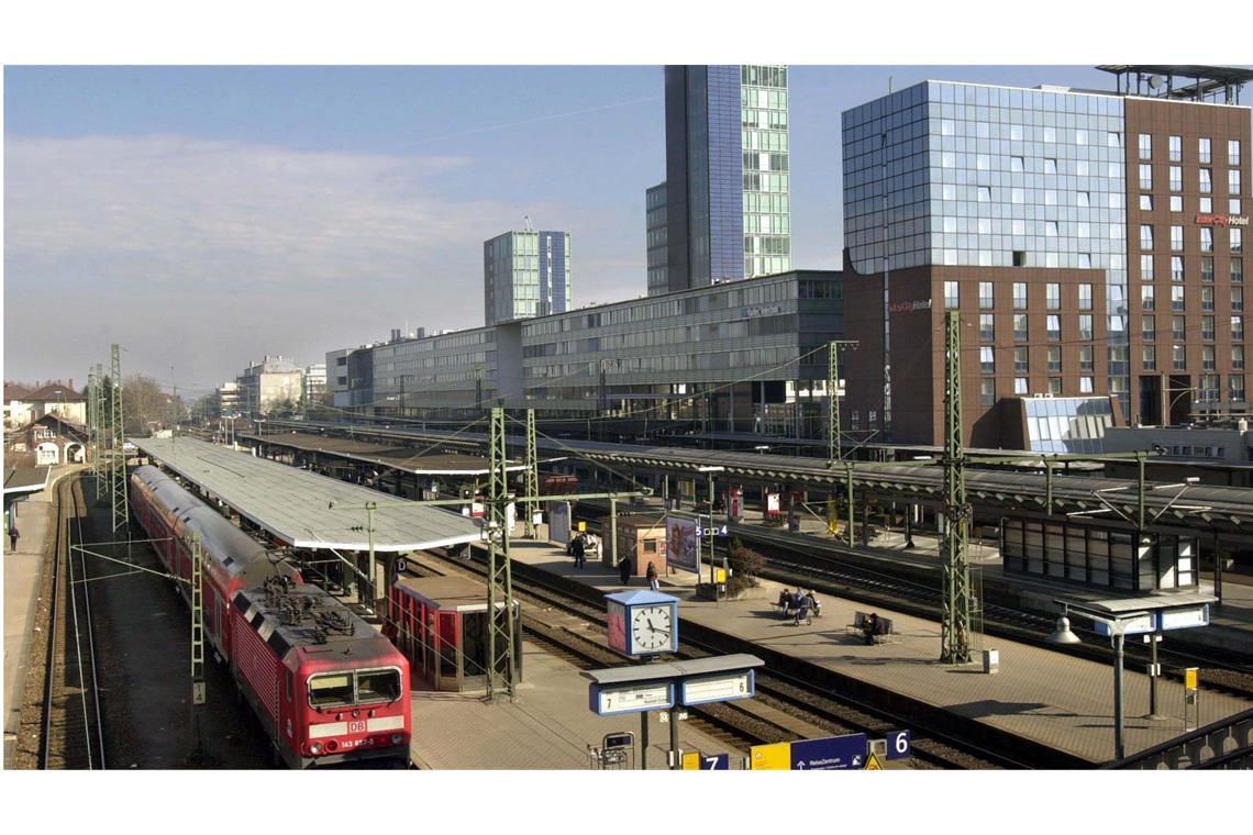 Der Hauptbahnhof in Freiburg (Archivbild).